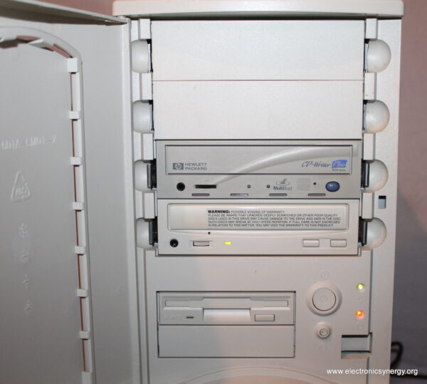 Custom Vintage PC – Micro-Star MS-6540, Pentium 4, GeForce2 MX400, Windows 2000 - Image 2