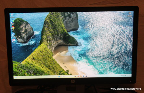 HP Pavilion 550-126 Desktop PC - Image 9