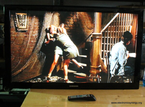 Samsung PN42C450B1D 42" Plasma HDTV - Image 6