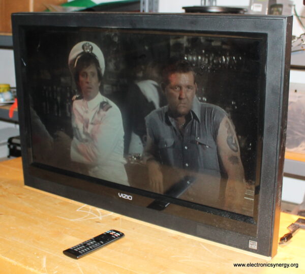 Vizio VO32OE 32" HD TV
