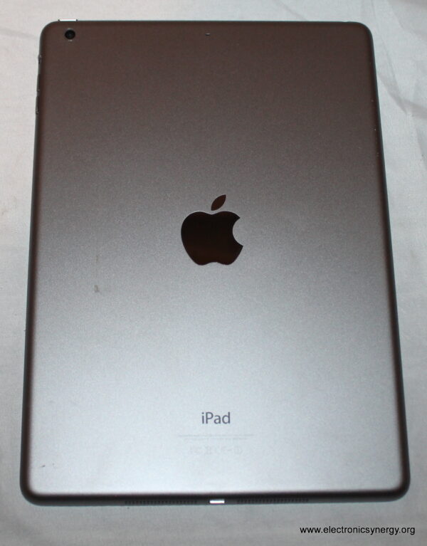 Apple iPad Air 1st Gen (A1474) – 16GB, Gray, Unlocked - Image 2