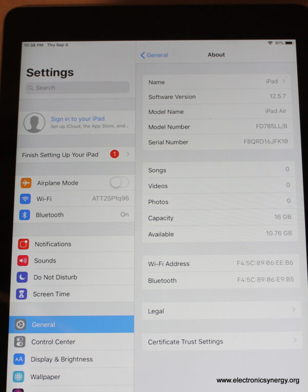 Apple iPad Air 1st Gen (A1474) – 16GB, Gray, Unlocked - Image 5