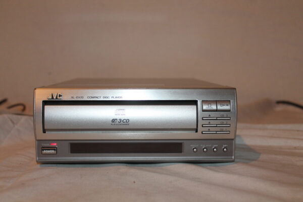 JVC XL-EX70 3-Disc CD Player