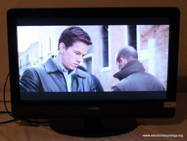 Vizio 26" HD TV - Image 6