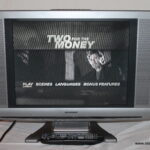 Sylvania 6620LCT-A LCD Television with Universal Remote Control