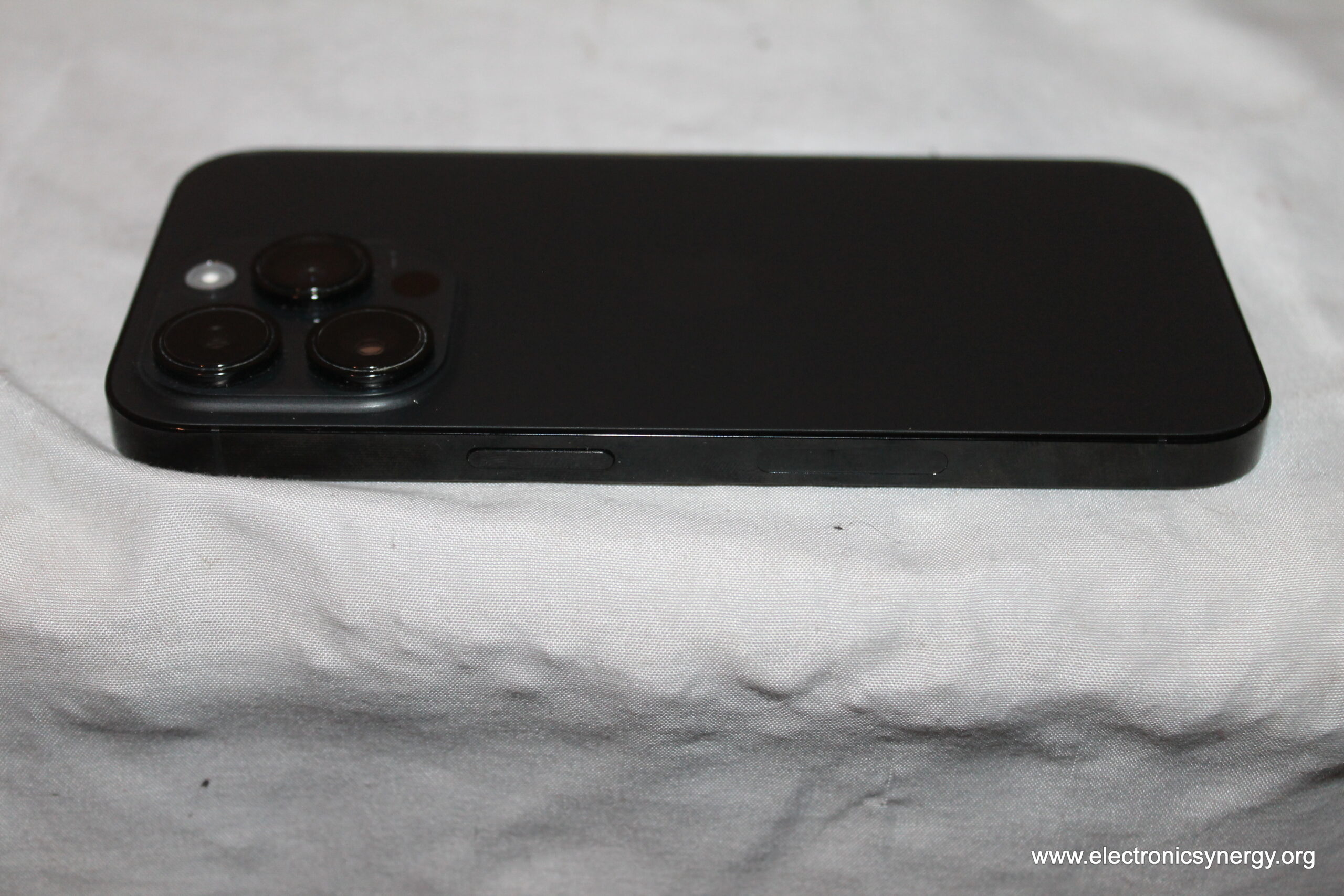 Apple iPhone 14 Pro A2650 128GB Space Black Unlocked Smartphone – iCloud Locked - Image 6