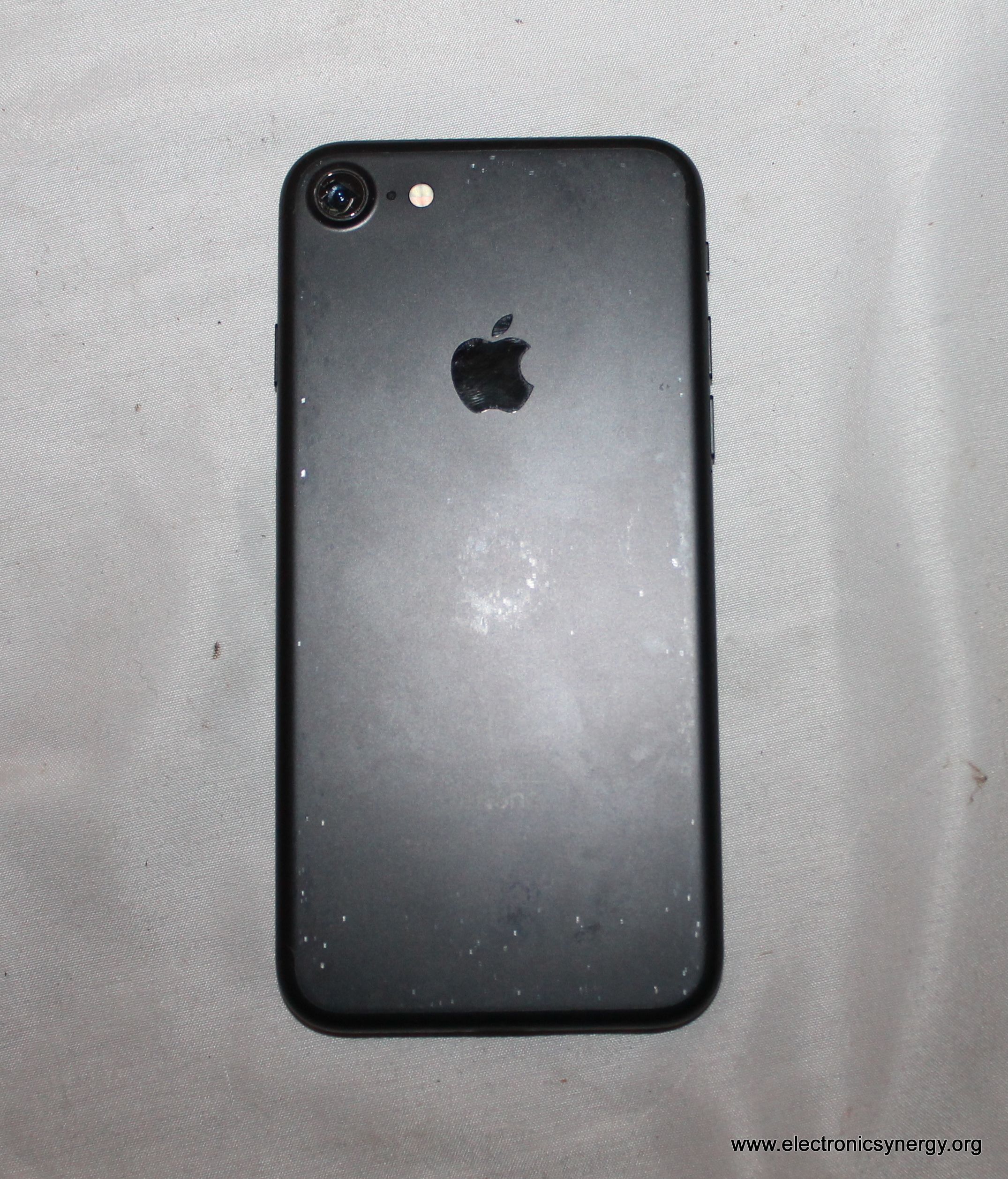 Apple iPhone 7 A1778 32GB Black Smartphone AT&T Locked 4.7" Retina HD - Image 3